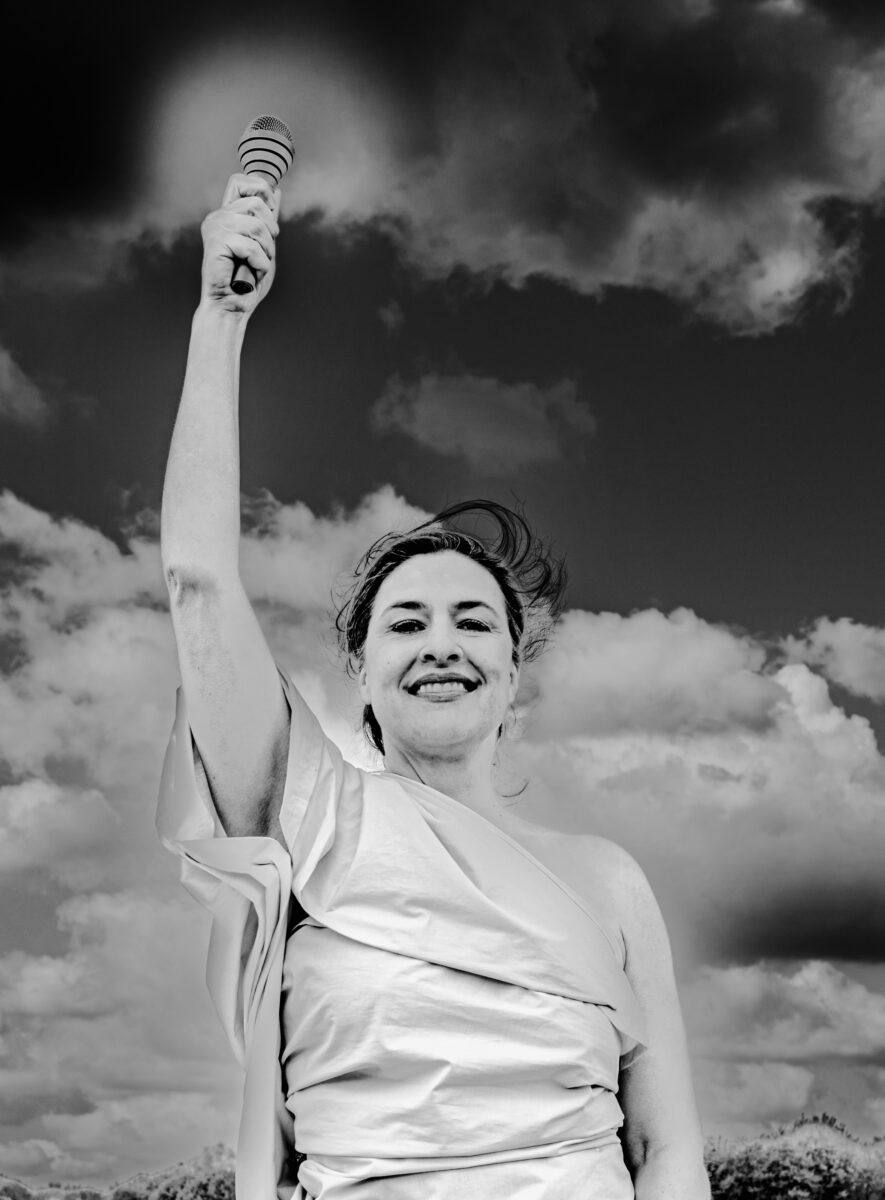 Eva Eiselt Absolventin an der Athanor Akademie Jetzt oder Sie Jetzt oder Sie