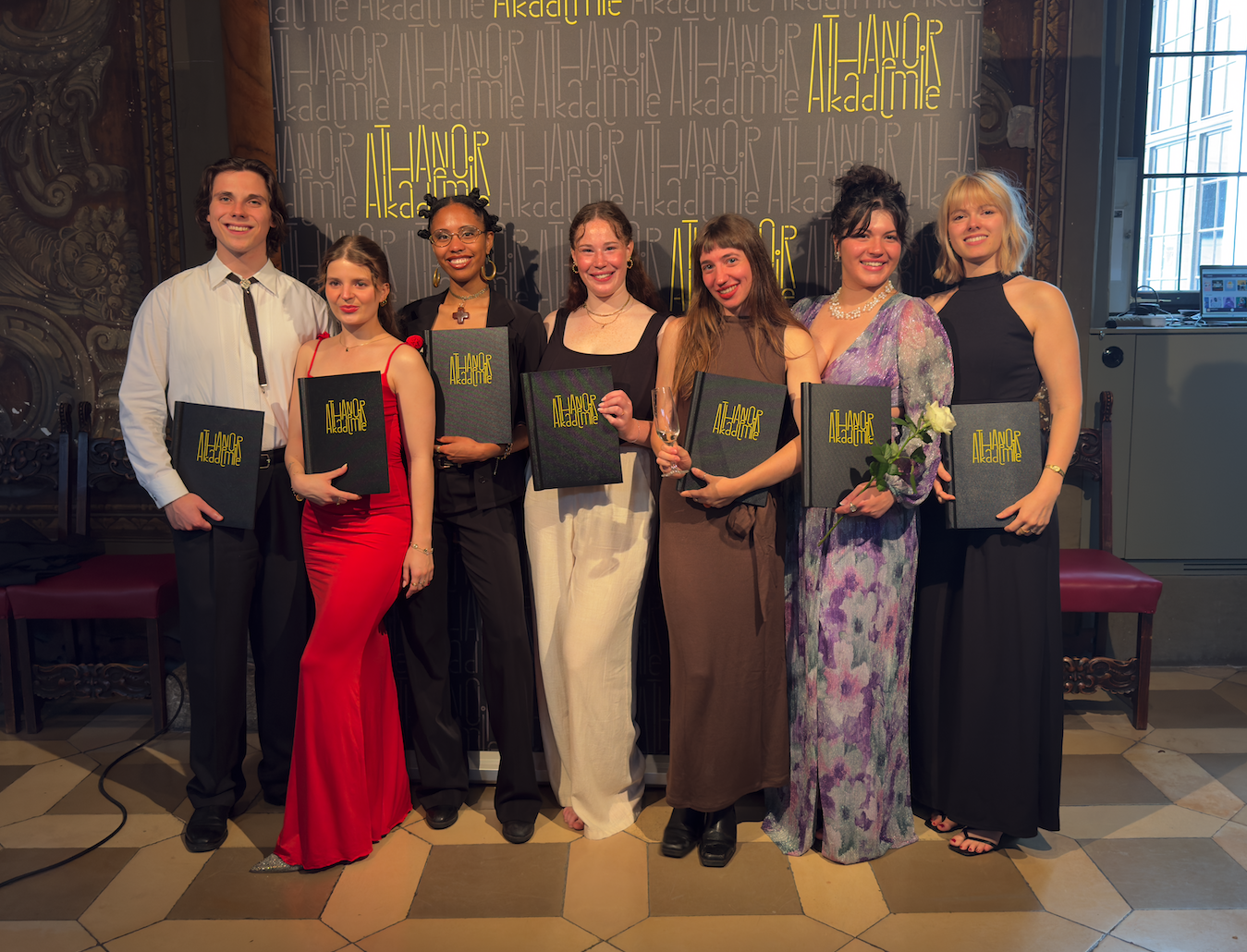 Absoventen der Athanor Akademie 2025